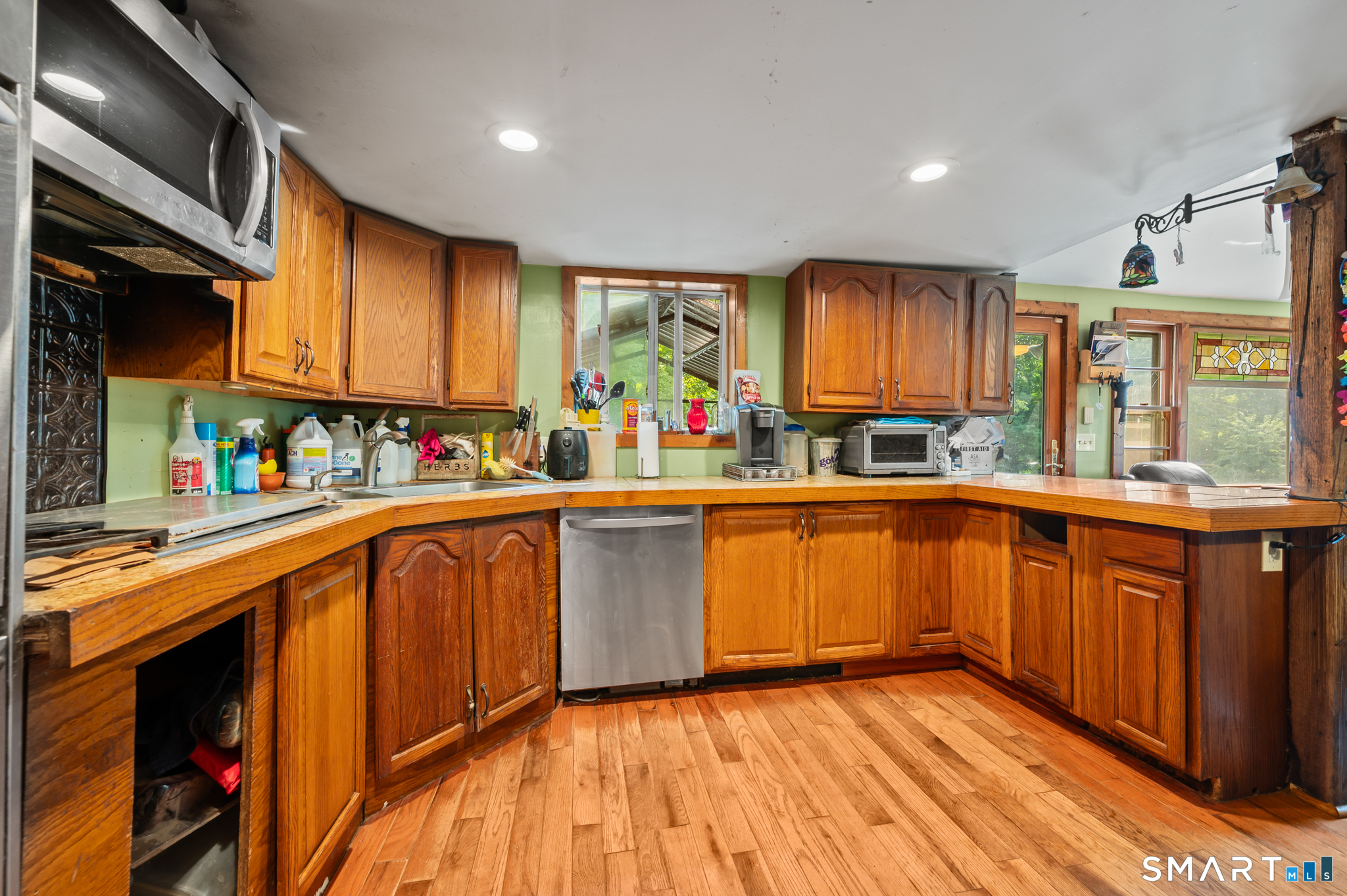128 West High Street East Hampton CT 06424