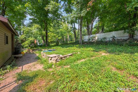128 West High Street East Hampton CT 06424