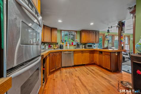 128 West High Street East Hampton CT 06424