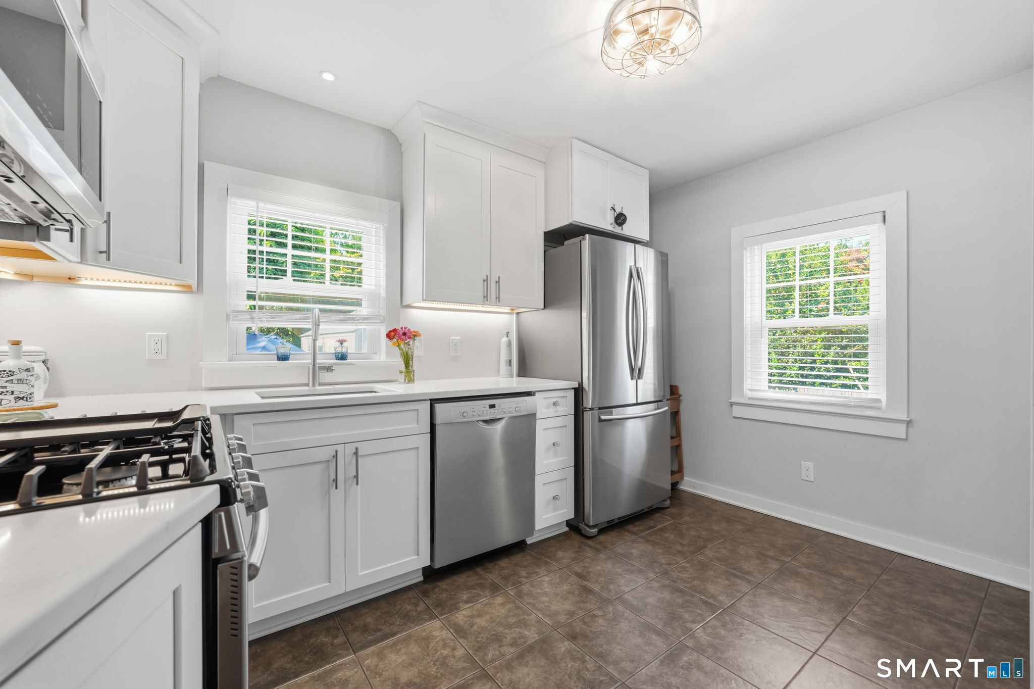 501 Lake Avenue Bridgeport CT 06605