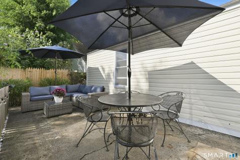 501 Lake Avenue Bridgeport CT 06605