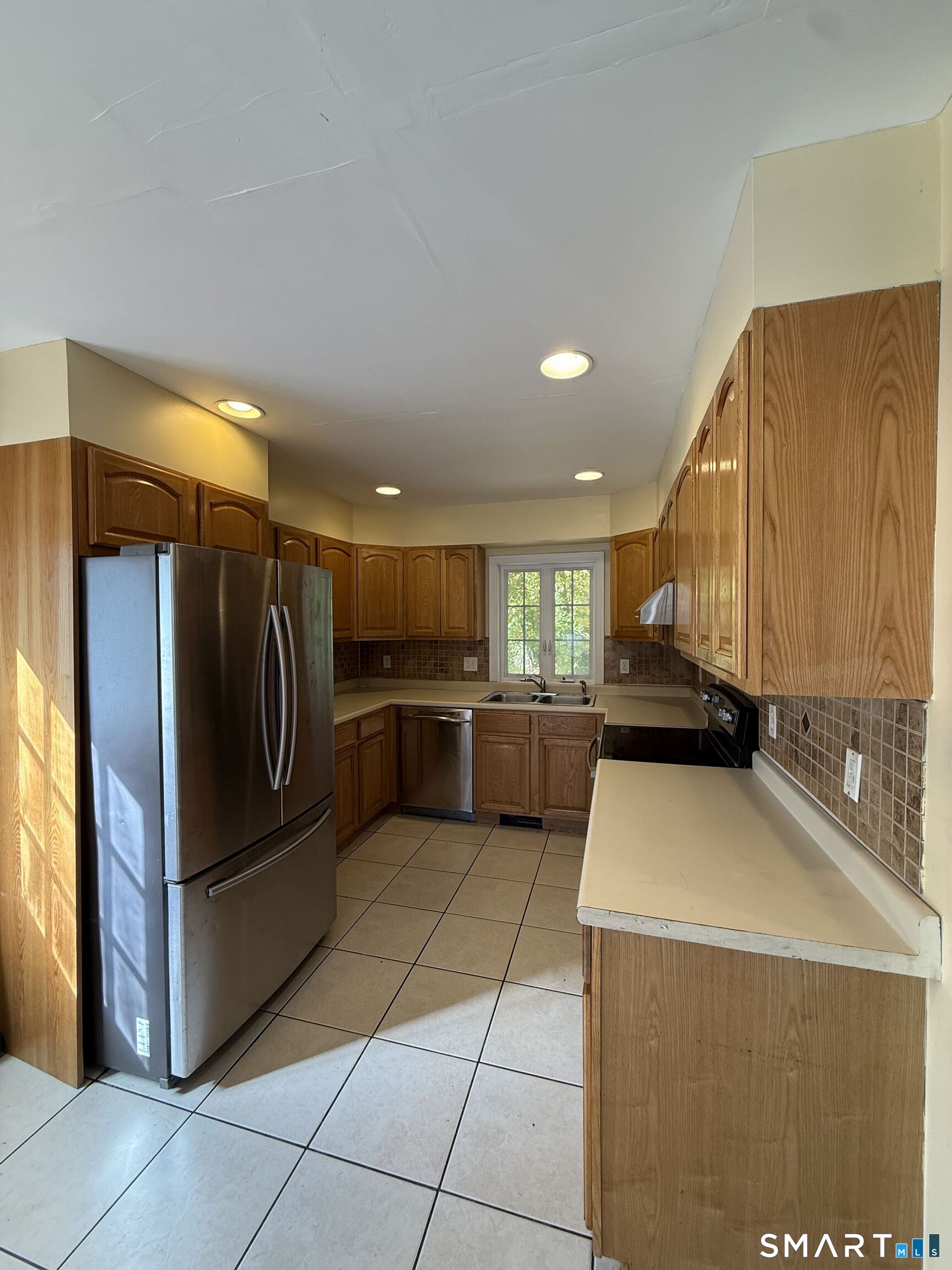 15 Bayberry Lane Danbury CT 06811