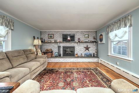 182 Washington Parkway Stratford CT 06615