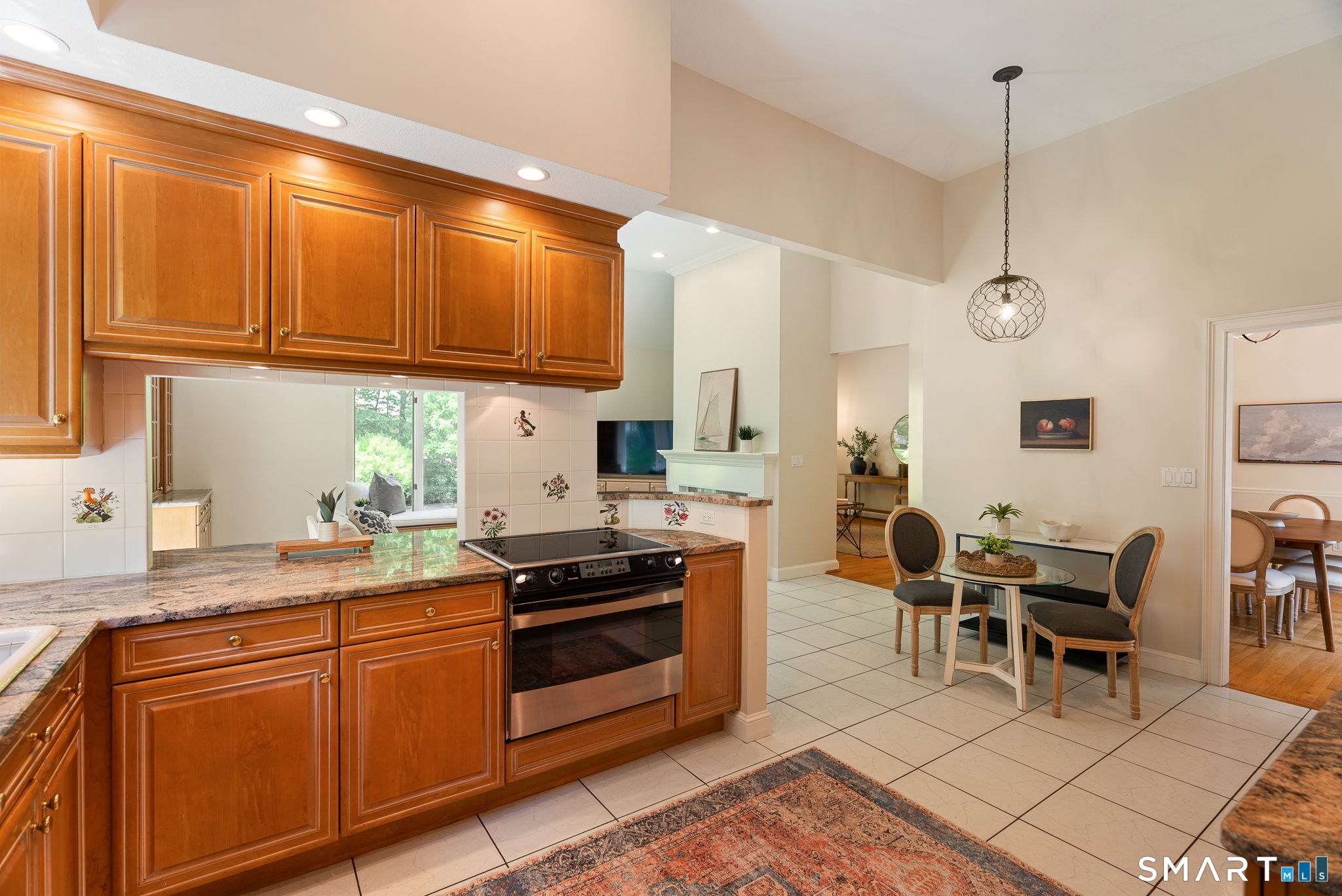 3 Norfolk Gardens Farmington CT 06032