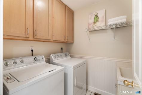 3 Norfolk Gardens Farmington CT 06032