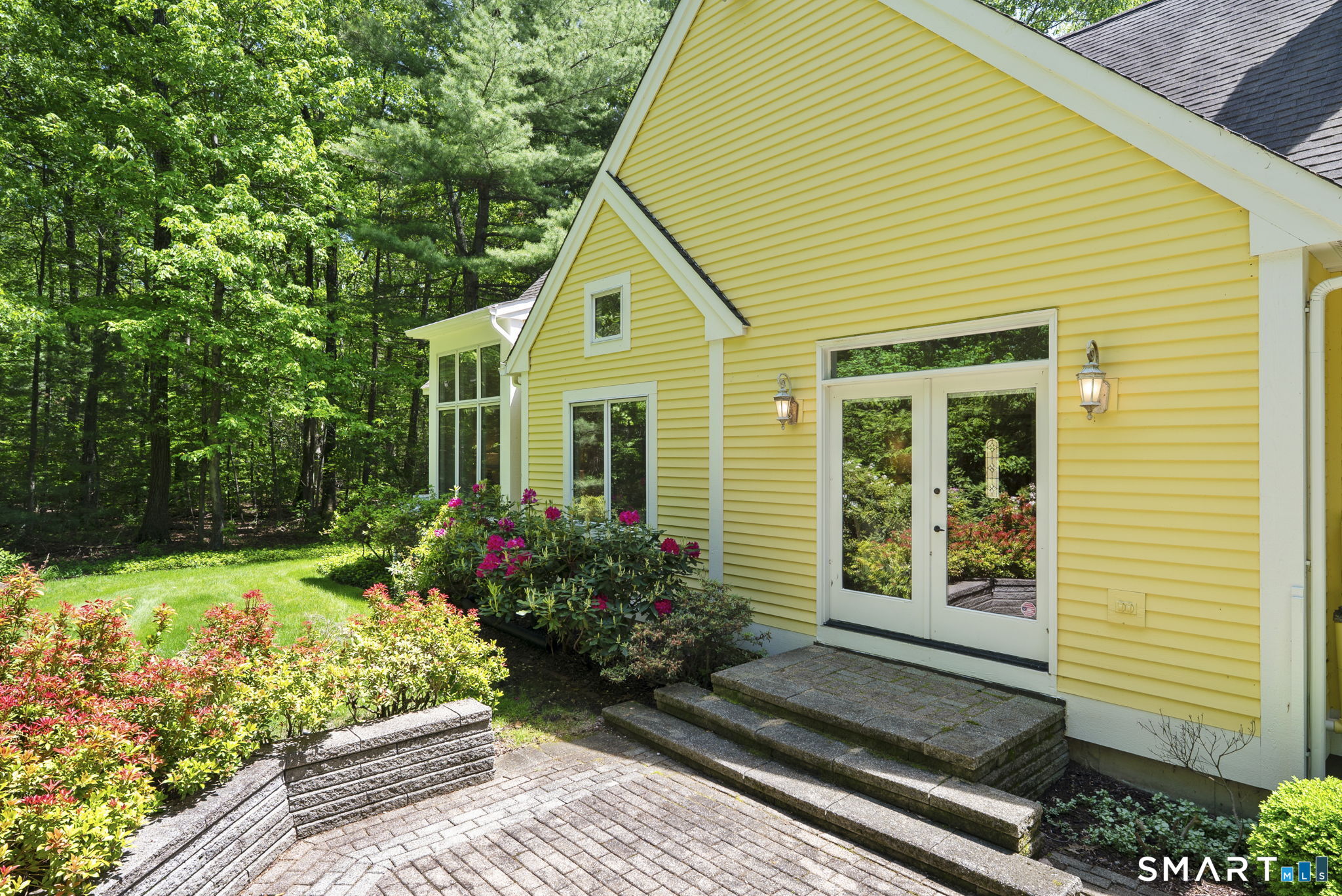3 Norfolk Gardens Farmington CT 06032
