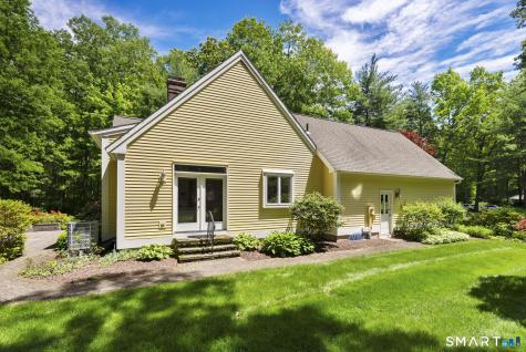3 Norfolk Gardens Farmington CT 06032