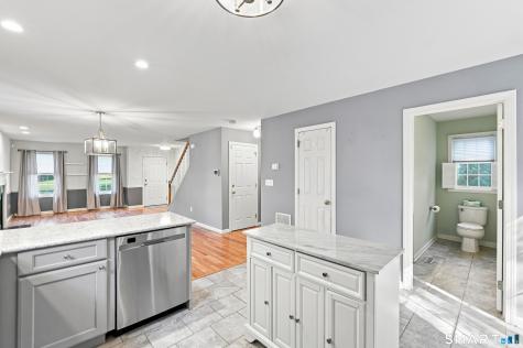 23 Sycamore Way Wallingford CT 06492