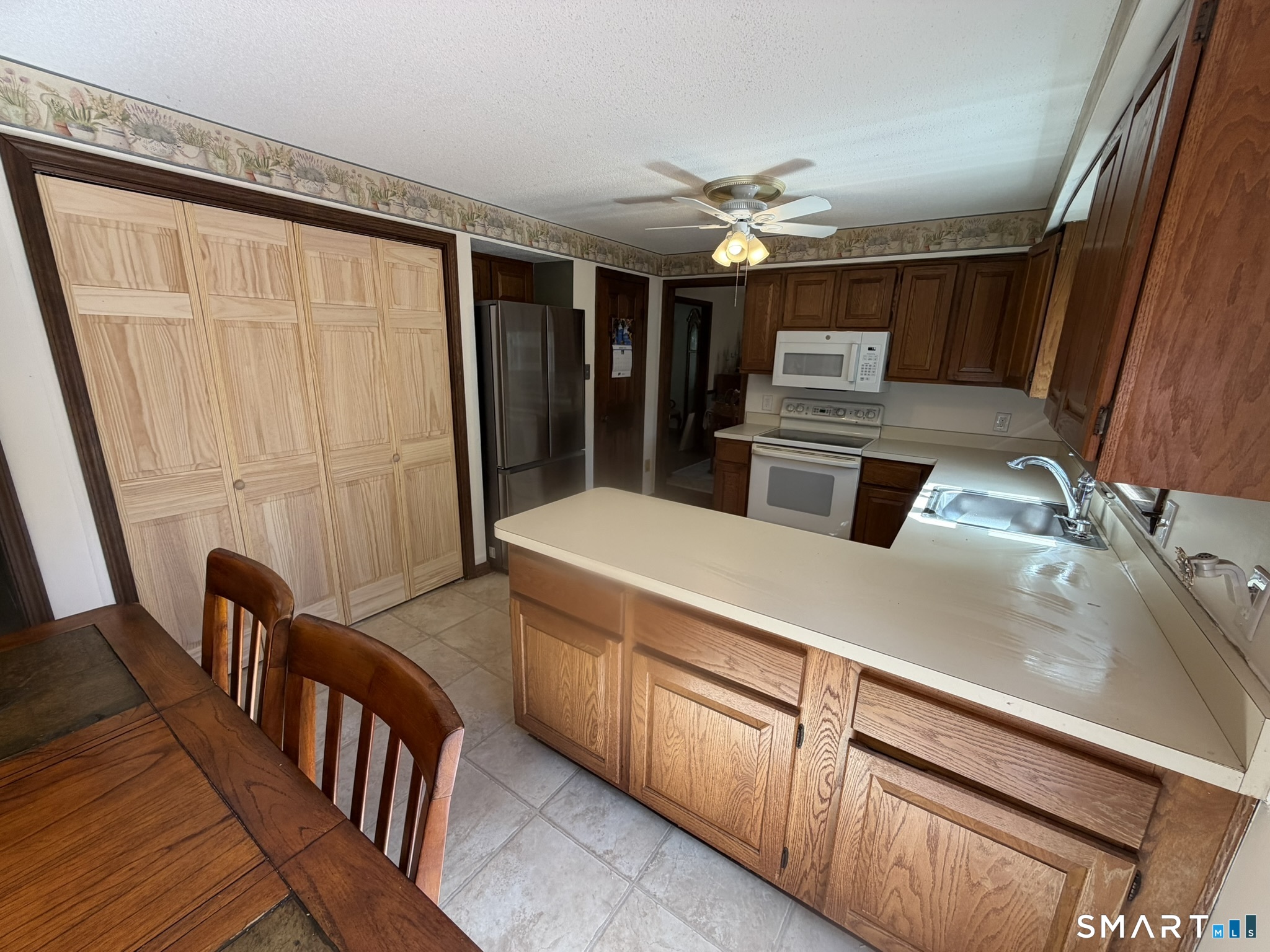 11 Weatherside Drive Wallingford CT 06492