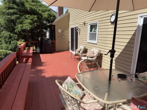 11 Weatherside Drive Wallingford CT 06492