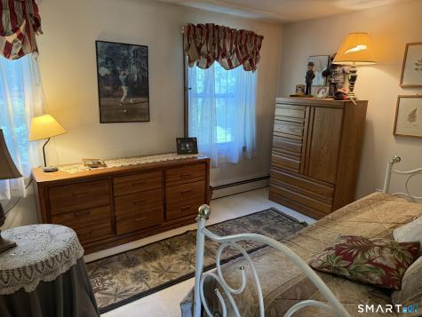 11 Weatherside Drive Wallingford CT 06492