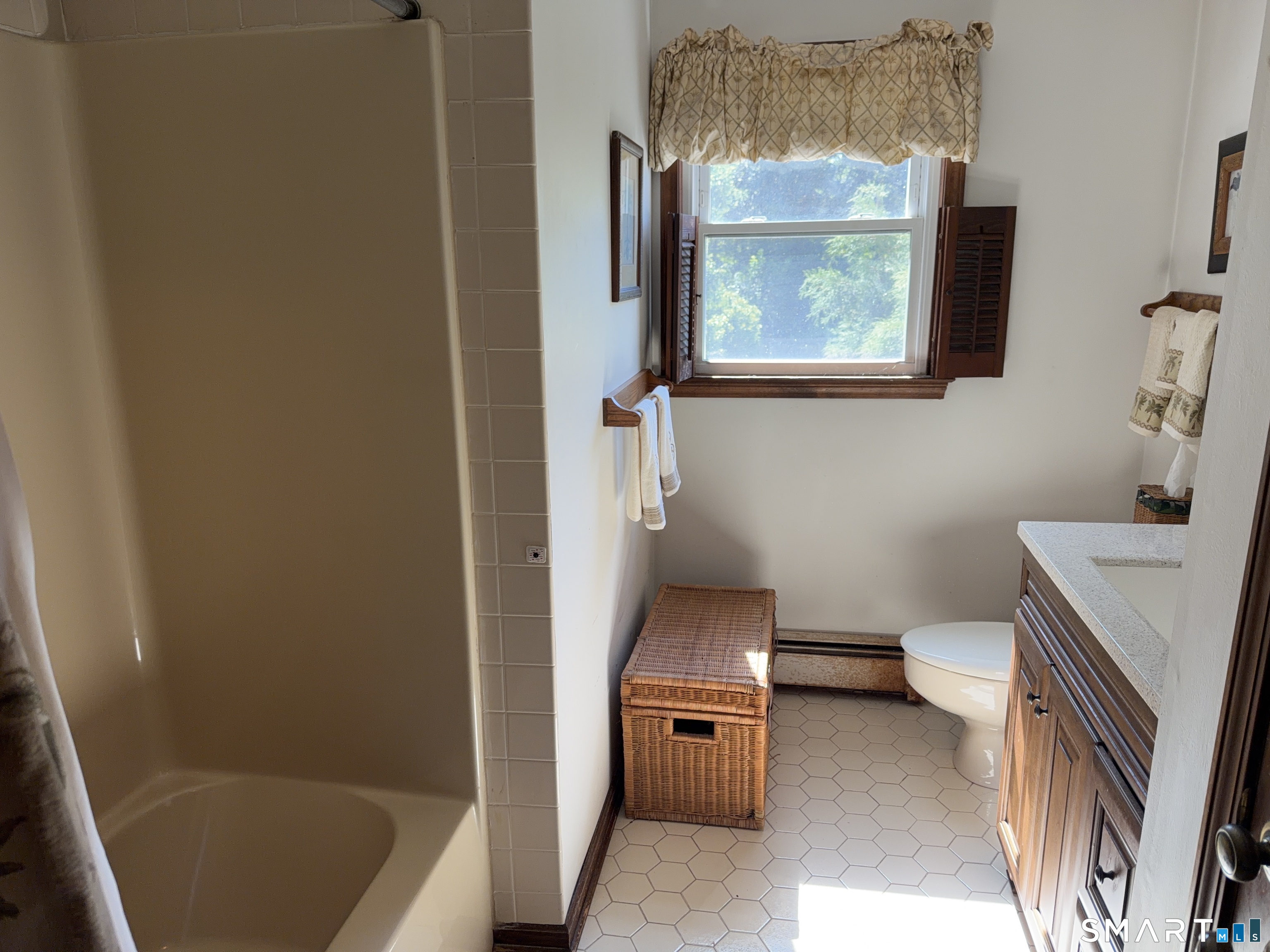 11 Weatherside Drive Wallingford CT 06492