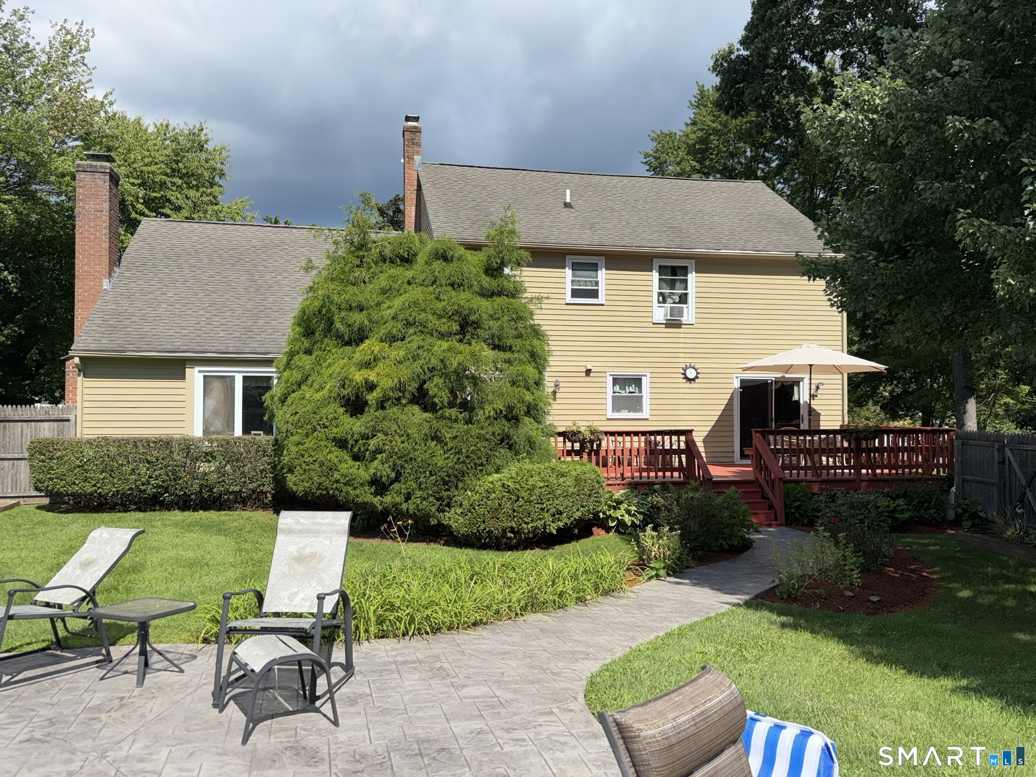 11 Weatherside Drive Wallingford CT 06492