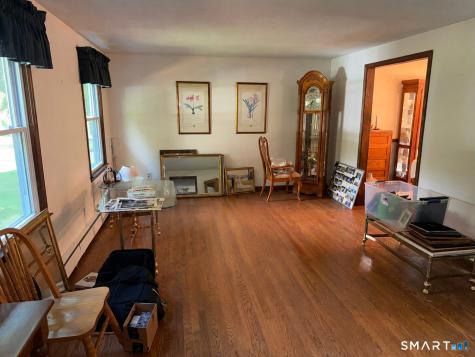 11 Weatherside Drive Wallingford CT 06492