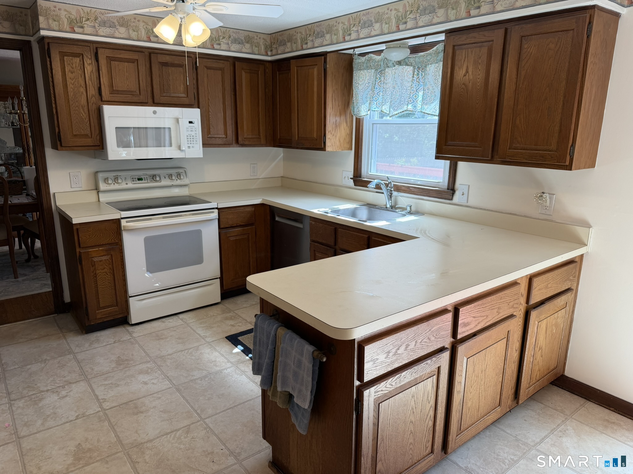 11 Weatherside Drive Wallingford CT 06492