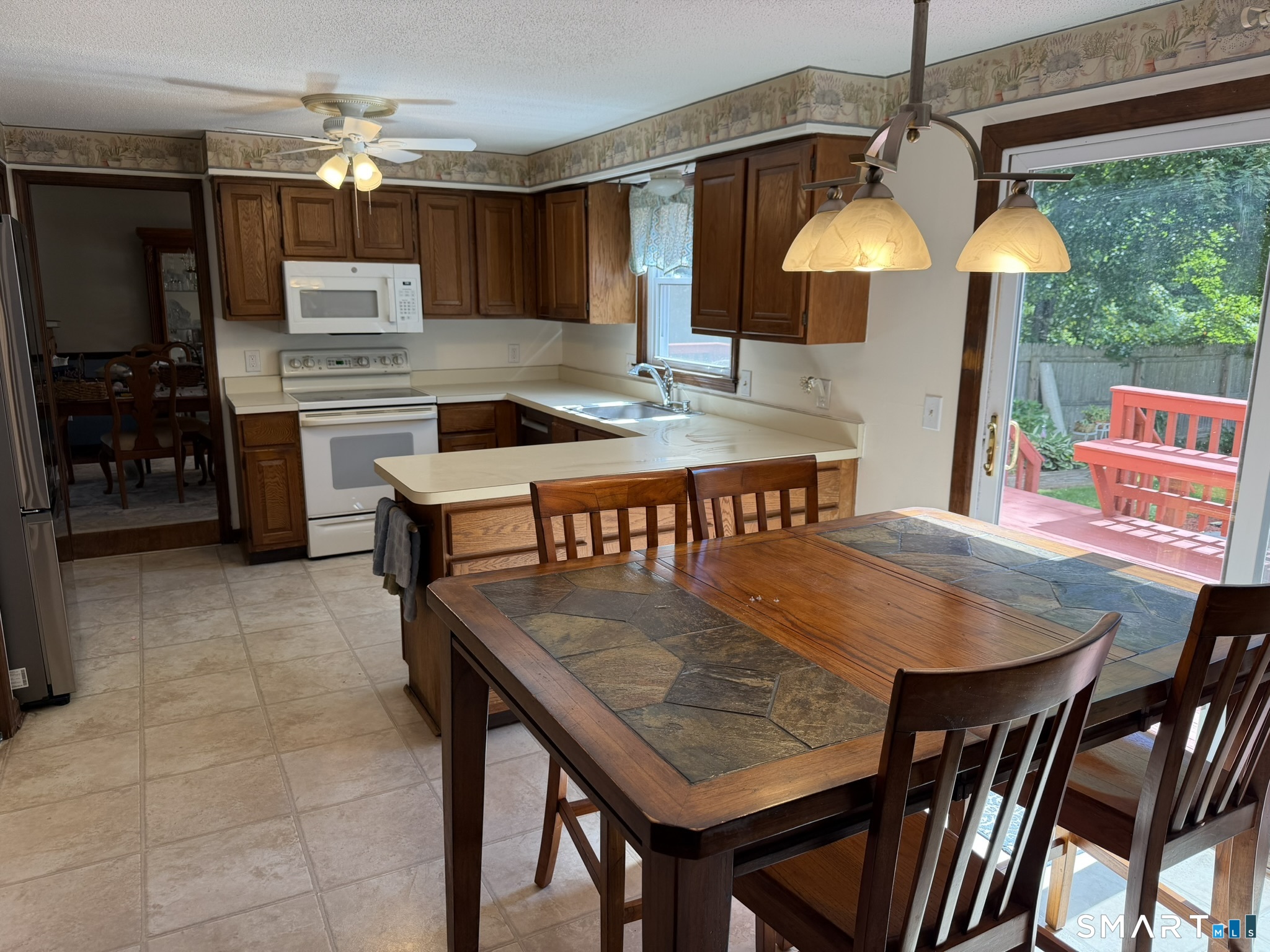 11 Weatherside Drive Wallingford CT 06492