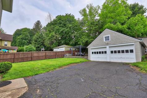 54 Woodlawn Avenue Naugatuck CT 06770