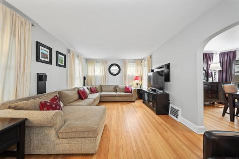 54 Woodlawn Avenue Naugatuck CT 06770