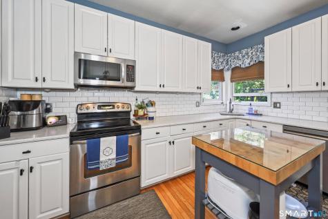 72 Craigie Avenue Waterbury CT 06705