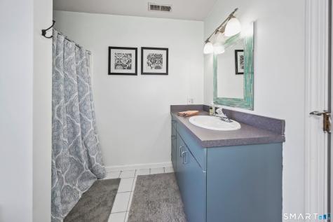 72 Craigie Avenue Waterbury CT 06705