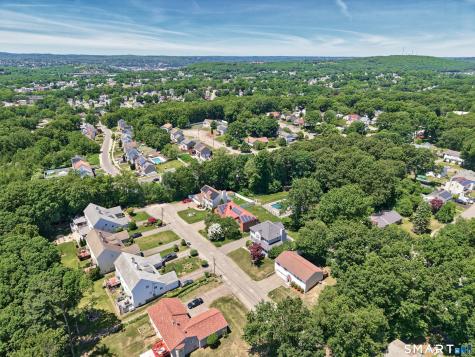 72 Craigie Avenue Waterbury CT 06705