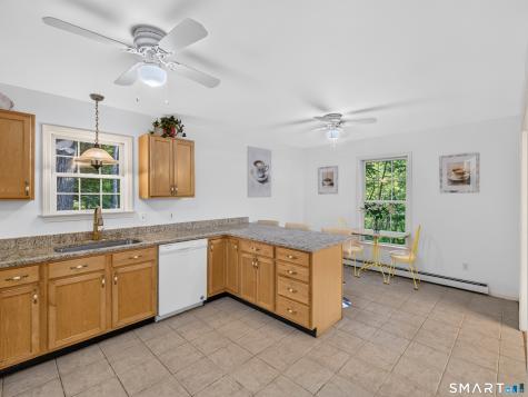61 Grassy Hill Road East Lyme CT 06333
