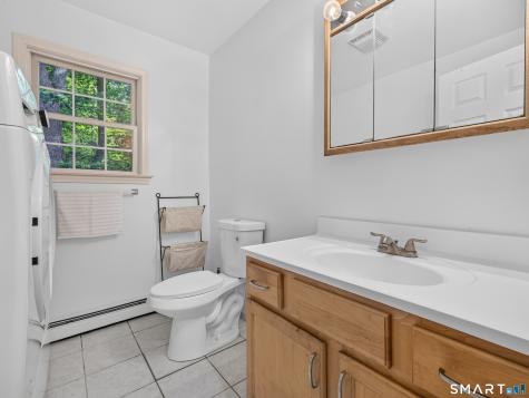 61 Grassy Hill Road East Lyme CT 06333