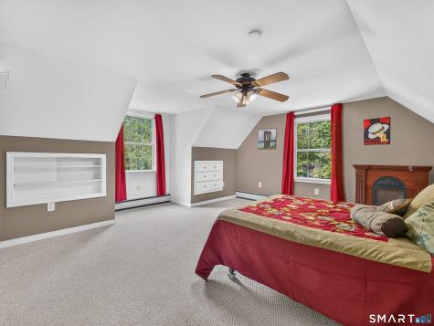 61 Grassy Hill Road East Lyme CT 06333
