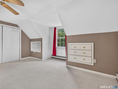 61 Grassy Hill Road East Lyme CT 06333