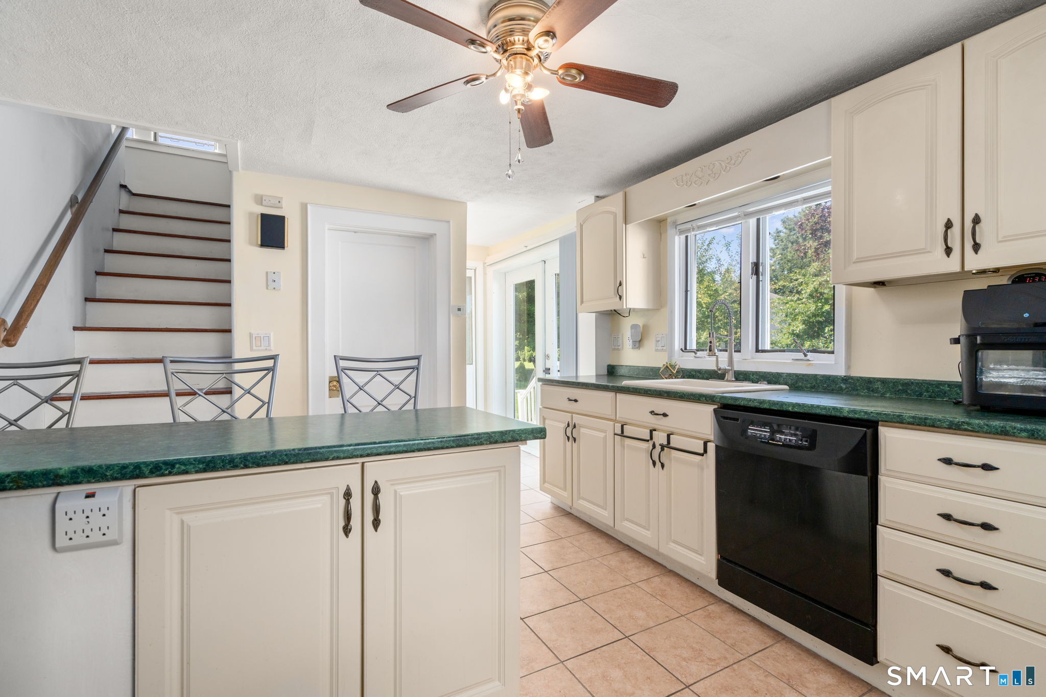 85 Amherst Street Wethersfield CT 06019