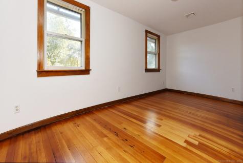 8 Aldens Crossing East Hampton CT 06424