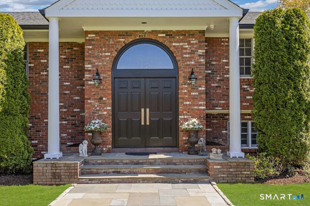 20 Brushwood Road Stamford CT 06903