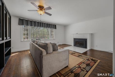 15 Brickyard Road Clinton CT 06413