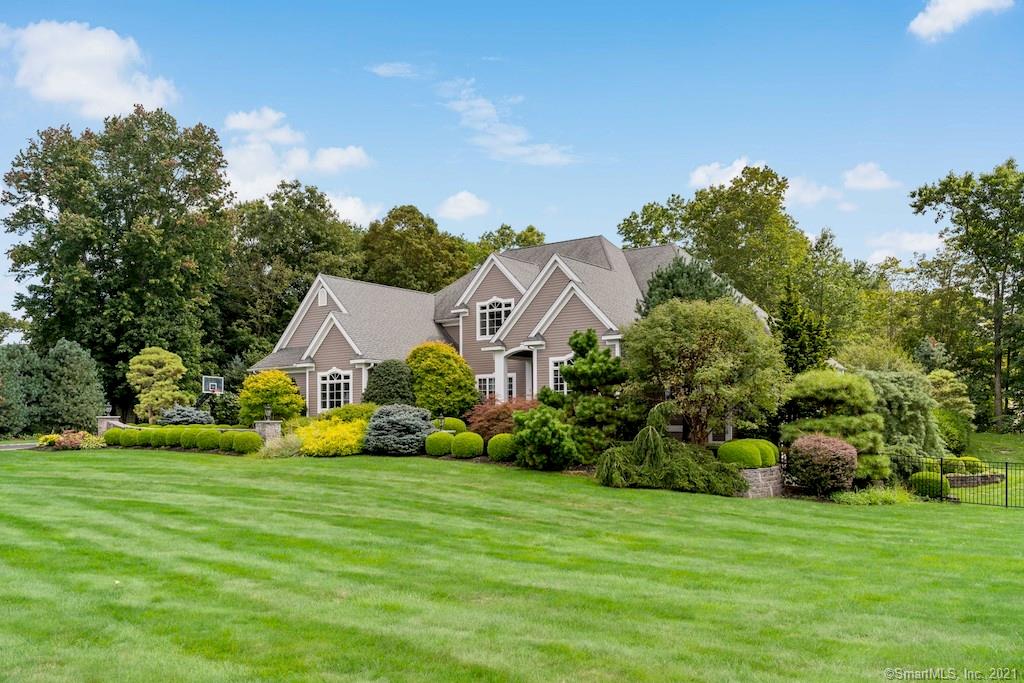 23 Chamberlain Court Cheshire CT 06410