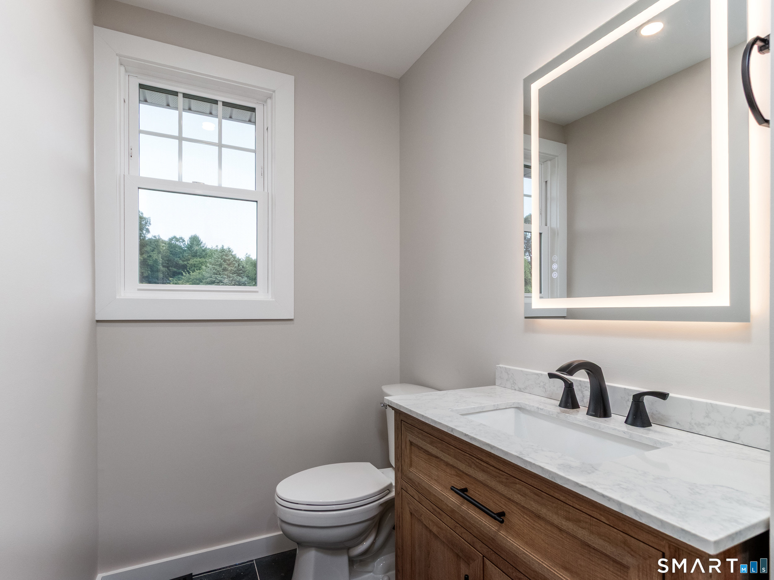 8 Anna Drive Wallingford CT 06492