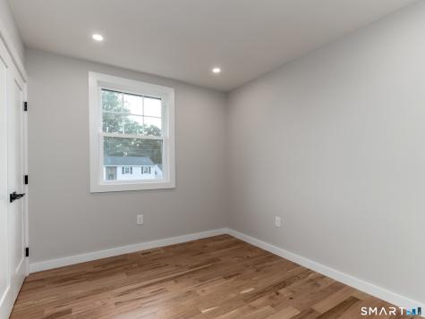 8 Anna Drive Wallingford CT 06492