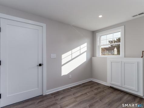 8 Anna Drive Wallingford CT 06492