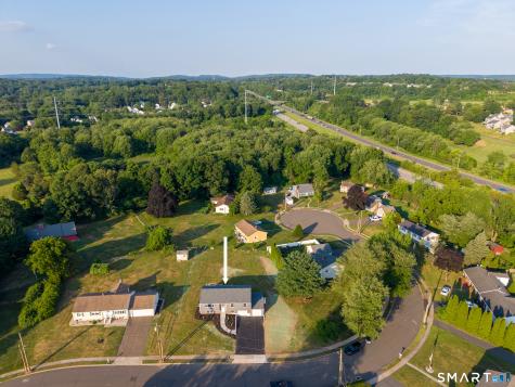 8 Anna Drive Wallingford CT 06492