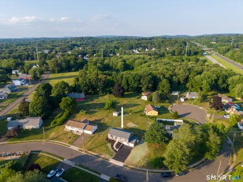 8 Anna Drive Wallingford CT 06492