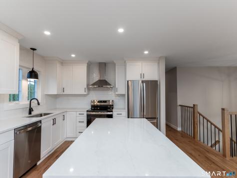 8 Anna Drive Wallingford CT 06492