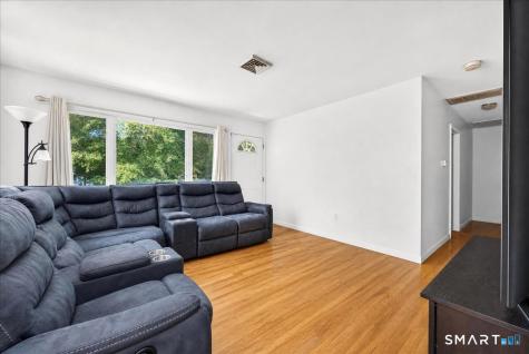 416 Cherry Lane Montville CT 06370