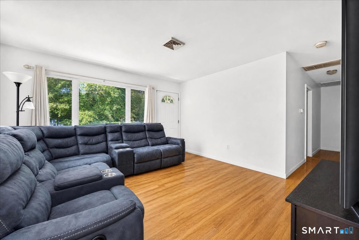 416 Cherry Lane Montville CT 06370
