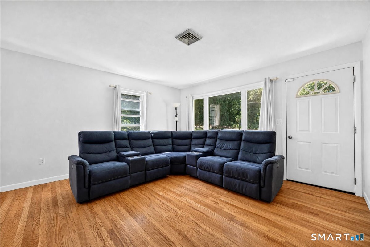 416 Cherry Lane Montville CT 06370