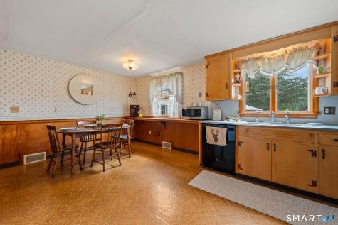 425 Hills Street East Hartford CT 06118