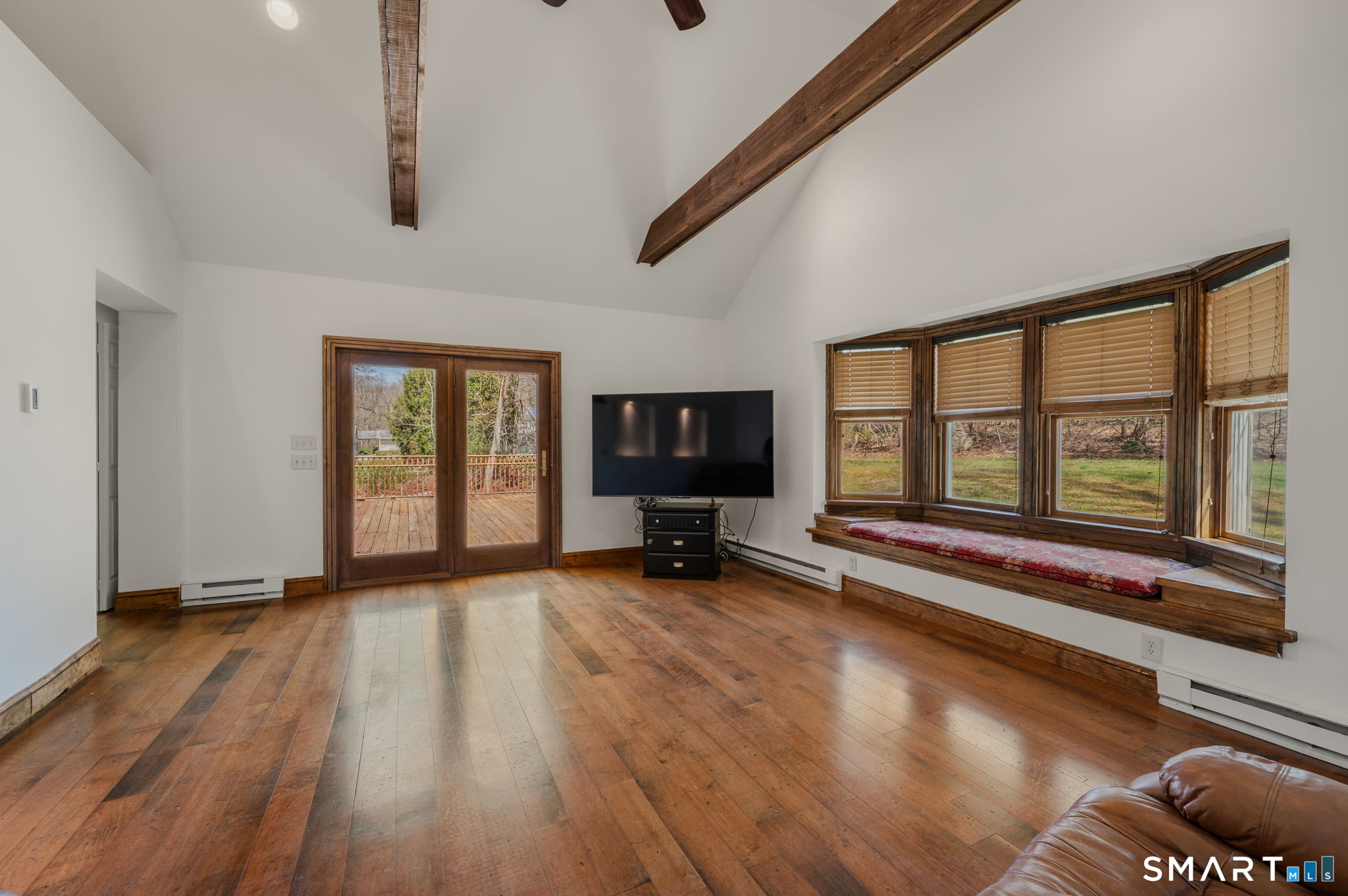 6 Cheryl Court East Lyme CT 06357