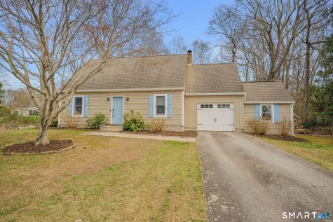 6 Cheryl Court East Lyme CT 06357