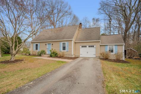 6 Cheryl Court East Lyme CT 06357