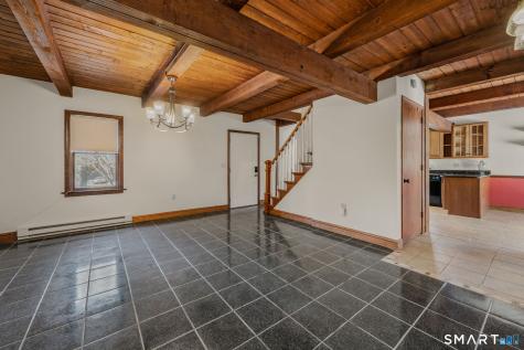 6 Cheryl Court East Lyme CT 06357