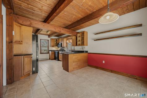 6 Cheryl Court East Lyme CT 06357