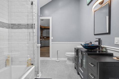 5 Lafayette Road New Fairfield CT 06812